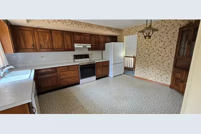 12135 Hillcrest Drive, Lemont, IL 60439 - Photo 2