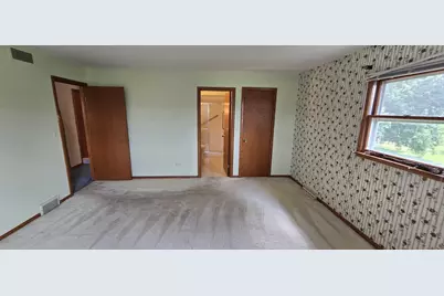 12135 Hillcrest Drive, Lemont, IL 60439 - Photo 14