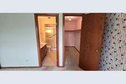 12135 Hillcrest Drive, Lemont, IL 60439 - Photo 16