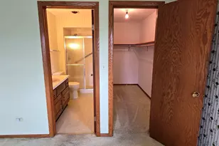 12135 Hillcrest Dr, Lemont, IL 60439 - Photo 16