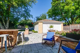 519 Dawes St, Libertyville, IL 60048 - Photo 20