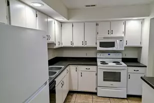 2575 Clayton Blvd, Champaign, IL 61822 - Photo 8