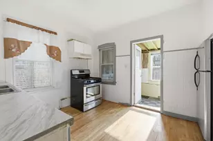 3316 N Ridgeway Ave, Chicago, IL 60618 - Photo 12