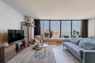 5455 N Sheridan Rd, Chicago, IL 60640 - Photo 2