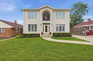 7806 N Octavia Ave, Niles, IL 60714 - Photo 1