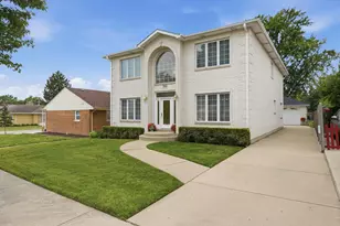 7806 N Octavia Ave, Niles, IL 60714 - Photo 2