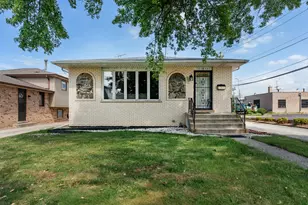 11033 Parkside Ave, Chicago Ridge, IL 60415 - Photo 1