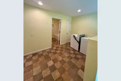 447 N Euclid Avenue, Princeton, IL 61356 - Photo 12