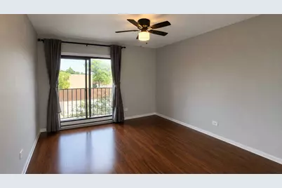 182 S Waters Edge Drive #301, Glendale Heights, IL 60139 - Photo 8