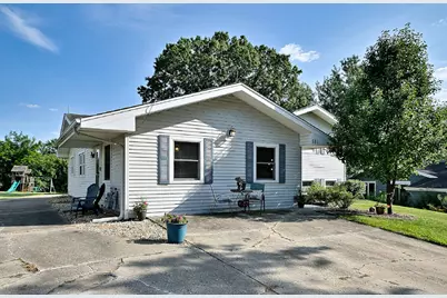 20W581 Glen Court, Lombard, IL 60148 - Photo 2