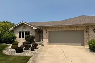 10822 Valerie Ct, Orland Park, IL 60467 - Photo 1