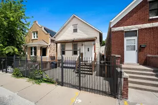 2237 S Oakley Ave, Chicago, IL 60608 - Photo 4