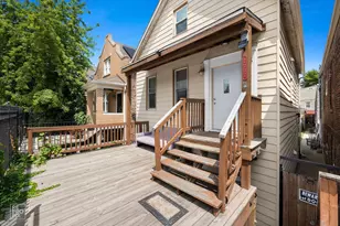 2237 S Oakley Ave, Chicago, IL 60608 - Photo 2