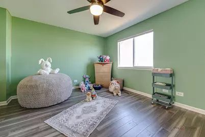 668 E Fountainview Drive, Mundelein, IL 60060 - Photo 24