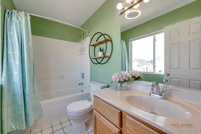 668 E Fountainview Drive, Mundelein, IL 60060 - Photo 26