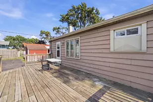 1107 Elmhurst St, Bensenville, IL 60106 - Photo 14