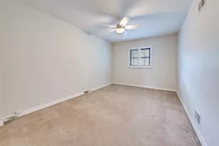 1233 N Hickory Trail, Addison, IL 60101 - Photo 20
