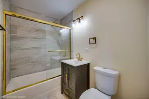 1117 Leavitt Ave, Flossmoor, IL 60422 - Photo 8