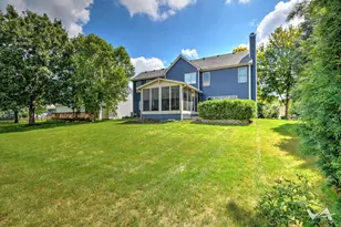 39W700 Green Pl, Geneva, IL 60134 - Photo 8
