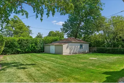 5020 Coyle Avenue, Skokie, IL 60077 - Photo 12