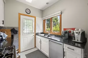 1760 W Whispering Ct, Addison, IL 60101 - Photo 34