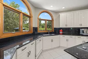 1760 W Whispering Ct, Addison, IL 60101 - Photo 12