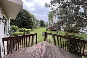 589 Fox Ridge Dr, Fox Lake, IL 60020 - Photo 18