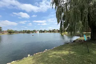 9428 Bay Colony Dr, Des Plaines, IL 60016 - Photo 20