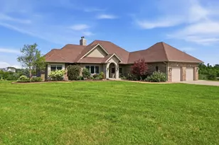 8545 S Kankakee Rd, Gardner, IL 60424 - Photo 1