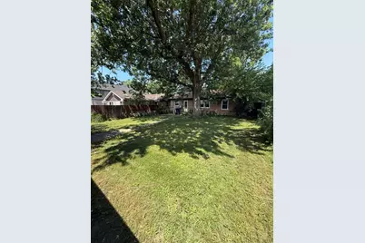 7301 W 113th Street, Worth, IL 60482 - Photo 8