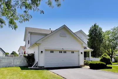 113 Linden Avenue, Streamwood, IL 60107 - Photo 2