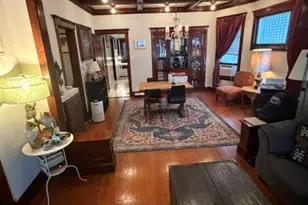 2448 W Gunnison St, Chicago, IL 60625 - Photo 2