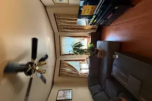 2448 W Gunnison St, Chicago, IL 60625 - Photo 8