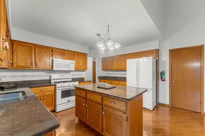 5037 W Herbert Court, Monee, IL 60449 - Photo 4