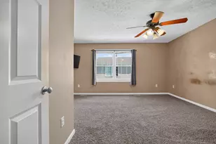 1104 Ekstam Dr, Bloomington, IL 61704 - Photo 22
