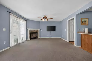 1104 Ekstam Dr, Bloomington, IL 61704 - Photo 10