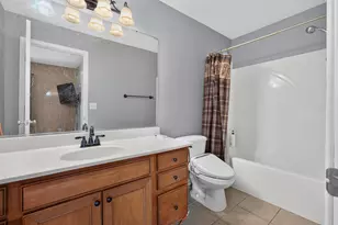 1104 Ekstam Dr, Bloomington, IL 61704 - Photo 26