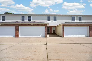 1104 Ekstam Dr, Bloomington, IL 61704 - Photo 38