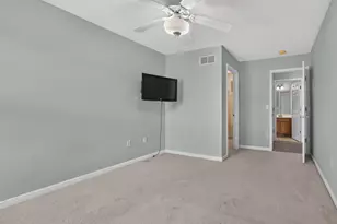 1104 Ekstam Dr, Bloomington, IL 61704 - Photo 16