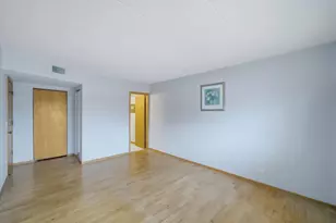 545 S River Rd, Des Plaines, IL 60016 - Photo 16