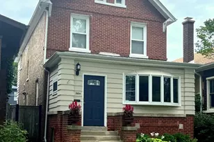 2624 W Wilson Ave, Chicago, IL 60625 - Photo 2