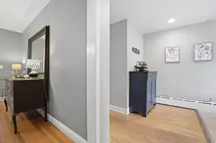 2624 W Wilson Ave, Chicago, IL 60625 - Photo 10