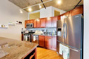 849 N Franklin St, Chicago, IL 60610 - Photo 18