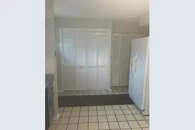 1322 Greenbay Avenue, Calumet City, IL 60409 - Photo 6