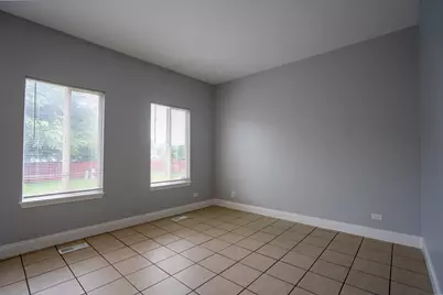 2837 Oakmont Drive, Montgomery, IL 60538 - Photo 6
