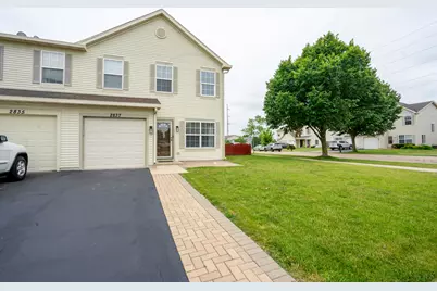 2837 Oakmont Drive, Montgomery, IL 60538 - Photo 2