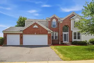 663 Huntington Blvd, West Dundee, IL 60118 - Photo 1