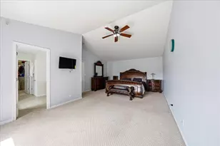 663 Huntington Blvd, West Dundee, IL 60118 - Photo 16