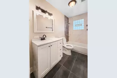 7241 Beloit Avenue, Bridgeview, IL 60455 - Photo 8