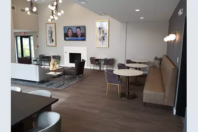 1910 Chestnut Avenue #D102, Glenview, IL 60025 - Photo 10